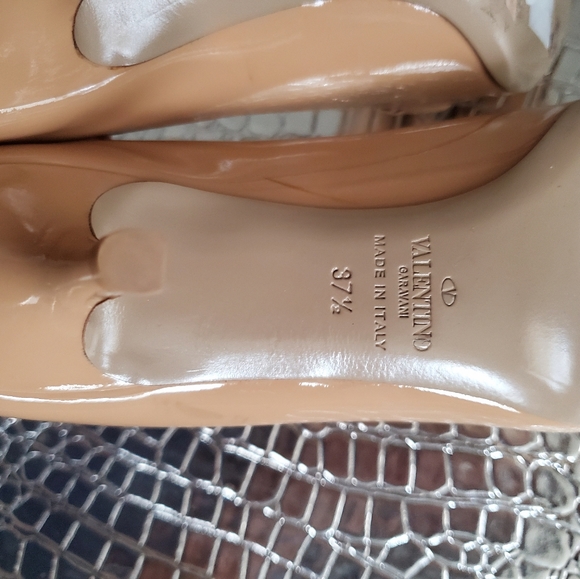 Valentino Patent Leather Kitten Heels - Picture 3 of 4